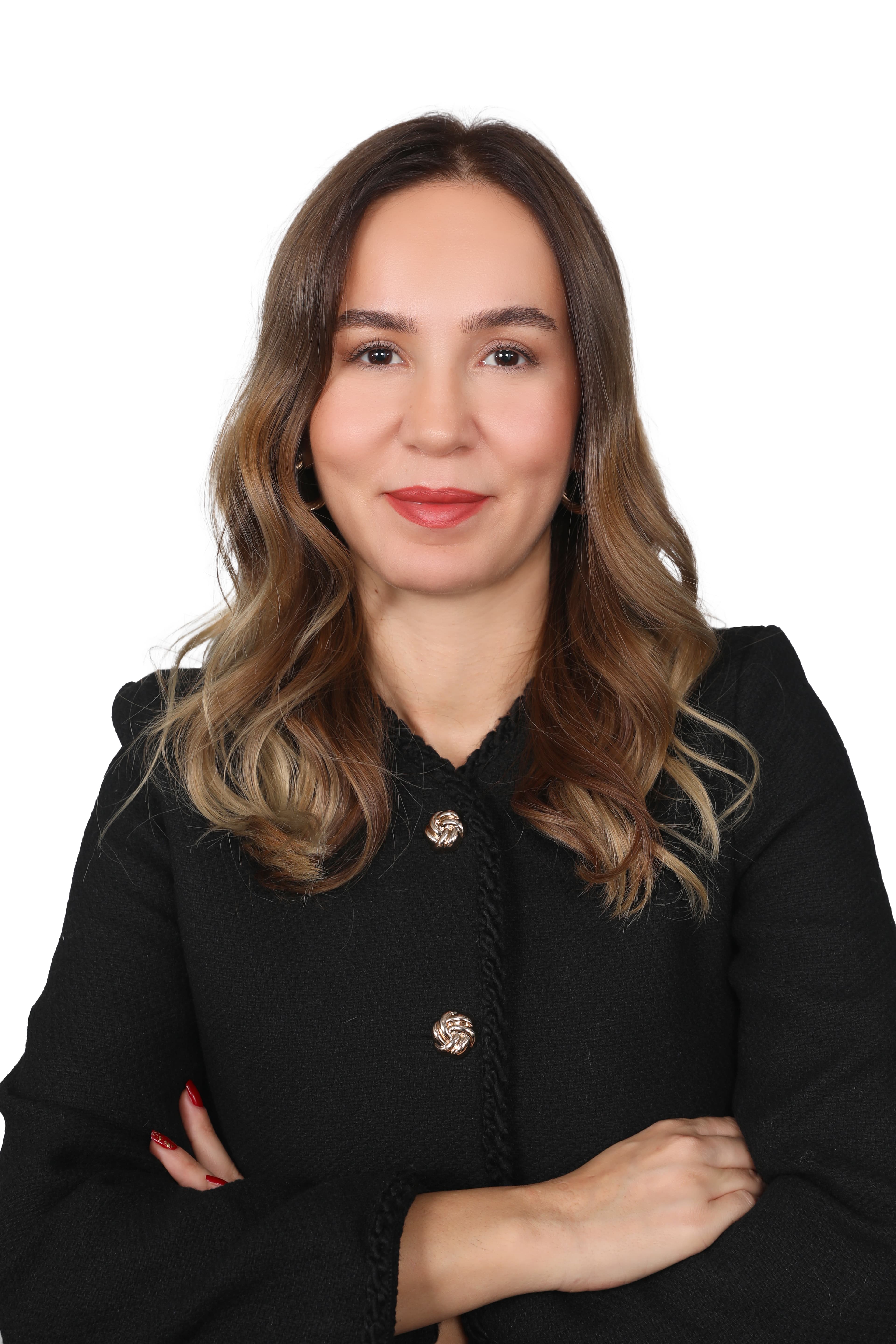 Av. Gizem Özdede